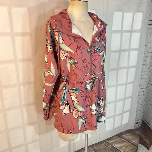 Calia by Carrie underwood pink floral windbreaker jacket size medium - Image 3