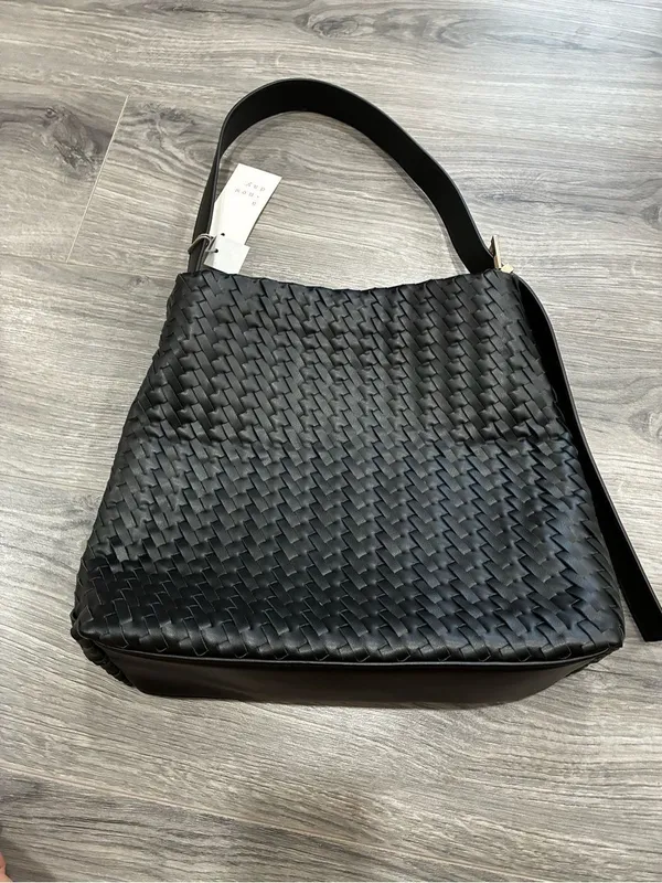 Woven Shoulder Bucket Bag in Black - Image 6