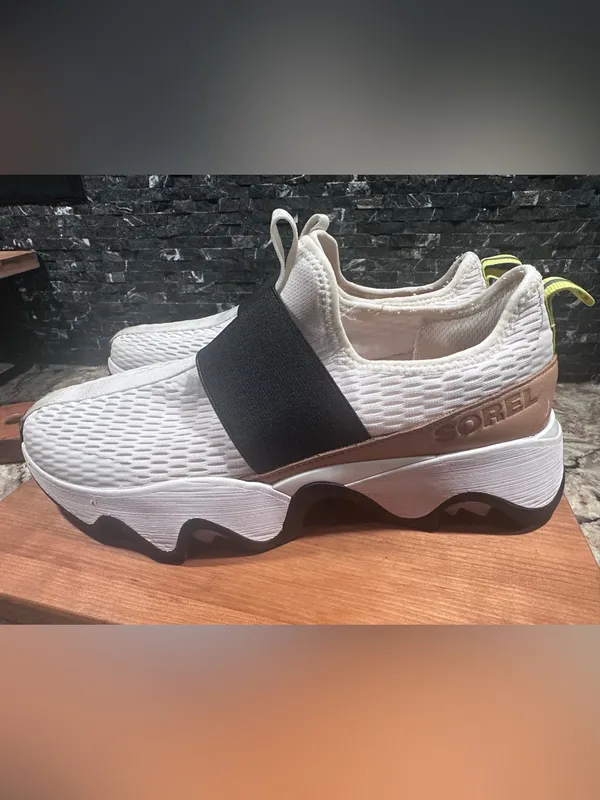 Sorel Athletic Slip On Sneakers Womens Sz 9.5 Kinetic Impact Strap white black - Image 8