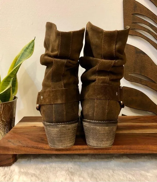 Mark Jenkins Dallas in Brown Distressed Suede Size 9 - Image 5