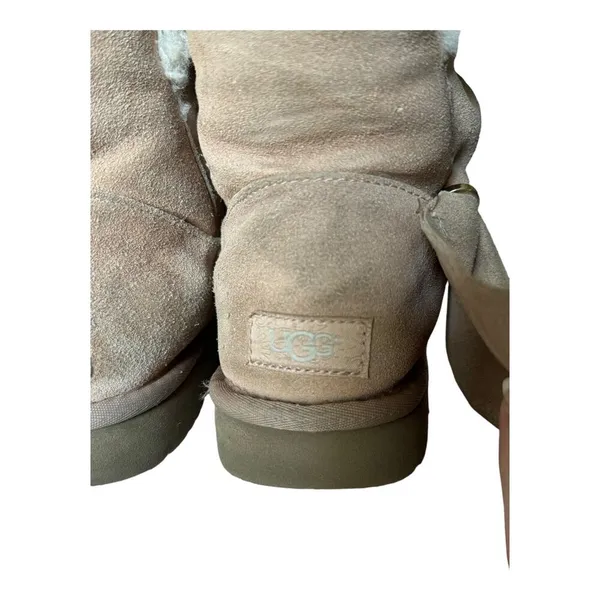 UGG Mini Twist Arroyo Boot size 8 - Image 14