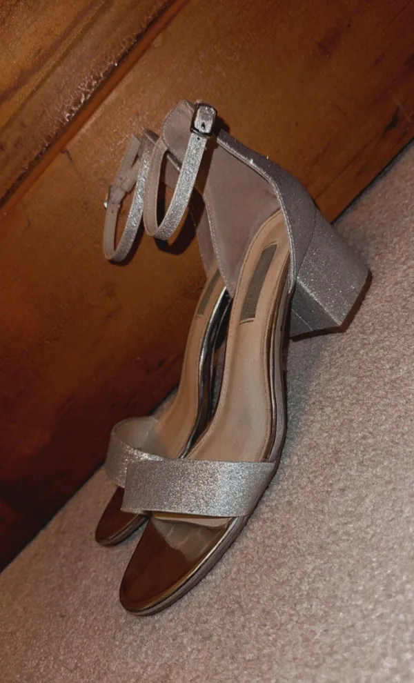 Prom shoes Silver Size 9.5 - Image 2