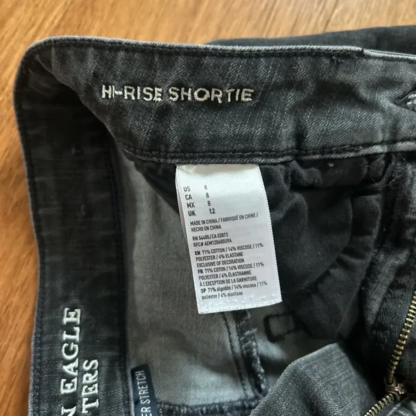 American Eagle Outfitters Jean Shorts Black High-Rise - Image 4
