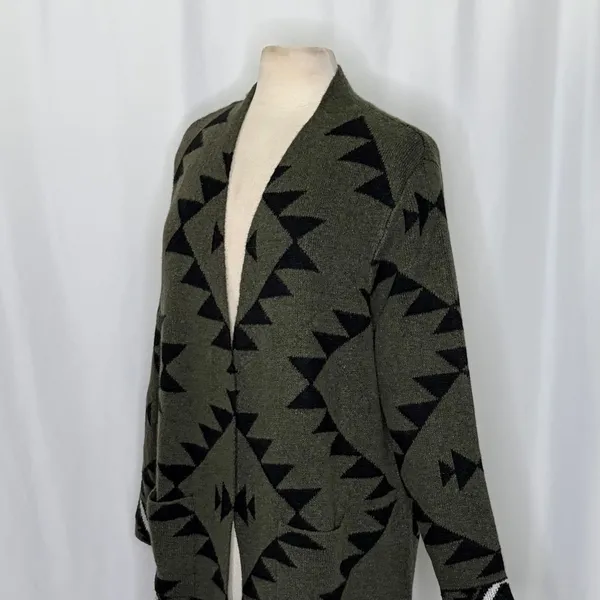 NWT!! FRYE Patterned Cozy Cardigan Sweater Burnt Olive Combo Green X-Large - Image 8