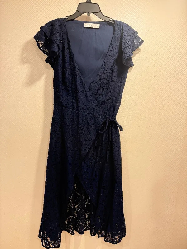 Ali & Jay Navy Blue Lace Flutter Sleeve Wrap Embroidered Midi Dress Size s - Image 3