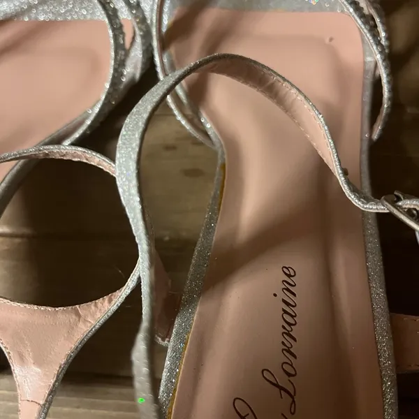 L Lorraine Berkly Silver Rhinestone Shoes Formal Prom Wedding kitten Heels Sz 9 - Image 8