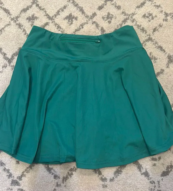 Tennis Skirt Size M - Image 2