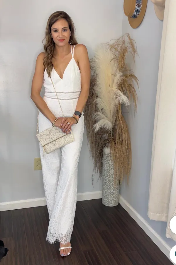 Lulus NWT  White jumpsuit - Image 3