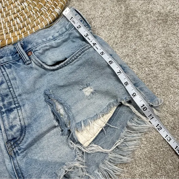 Free People We The Free Jean Mini Short Distressed Cut Off Button Fly Size 30 - Image 14
