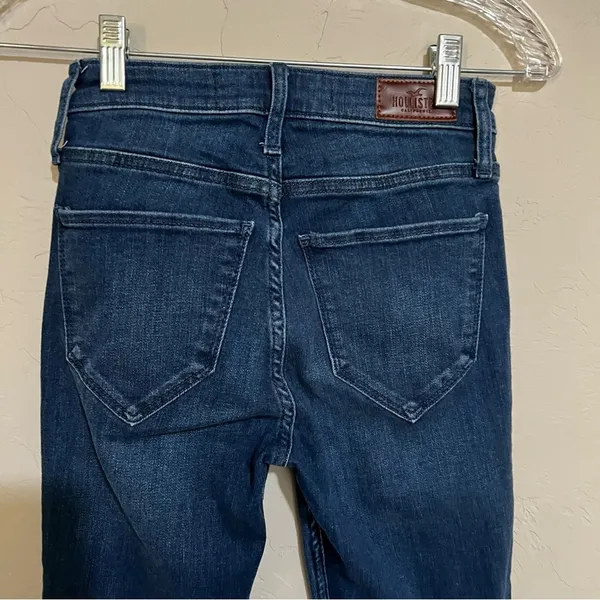 Hollister High Rise Flare Raw Hem Denim Jeans‎ - Image 10