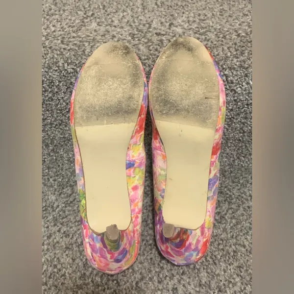 Madden Girl Pink Multicolor Floral Print Pointed Toe Pumps Heels - Image 9