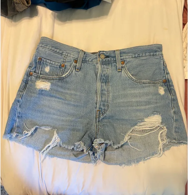 Levi’s 501 Shorts - Image 2