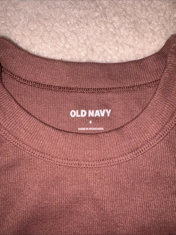 Old Navy Brown Ribbed Scoop Neck Tank - Image 2