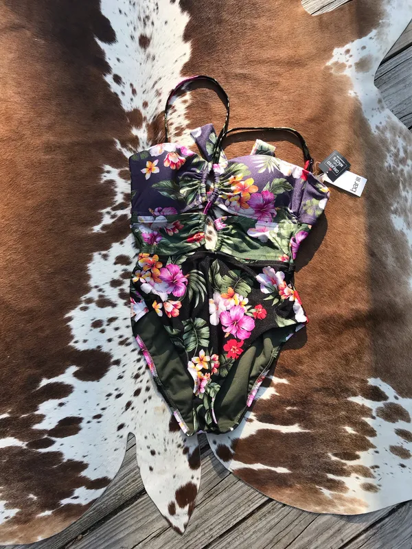 NWT Bar III Floral Banded Keyhole One Piece Swimsuit sz M - Image 3