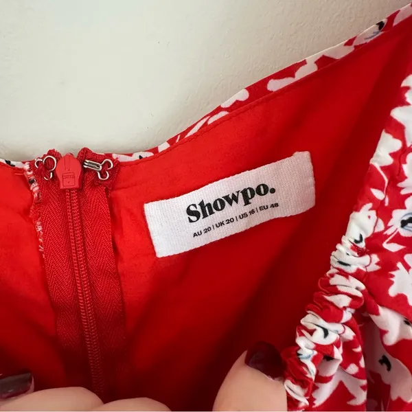 Showpo. Red and White Ditsy Floral Red Dress Midi Slitted Dress Size 16 - Image 5