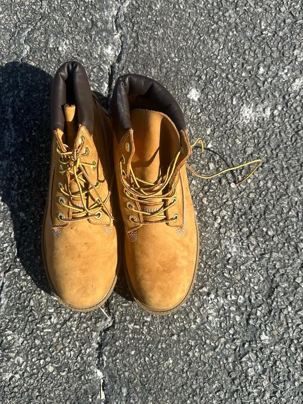 Timberland 6 Inch Premium Waterproof Boot 'Wheat' Nubuck Size 7 Women’s Size 8.5 - Image 4
