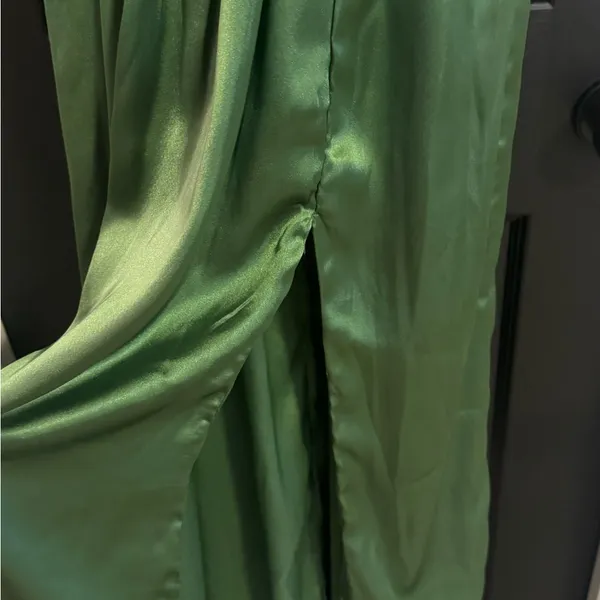 Abercrombie Medium Green Smocked Satin Slit Maxi Dress Wedding Guest Elegant - Image 7