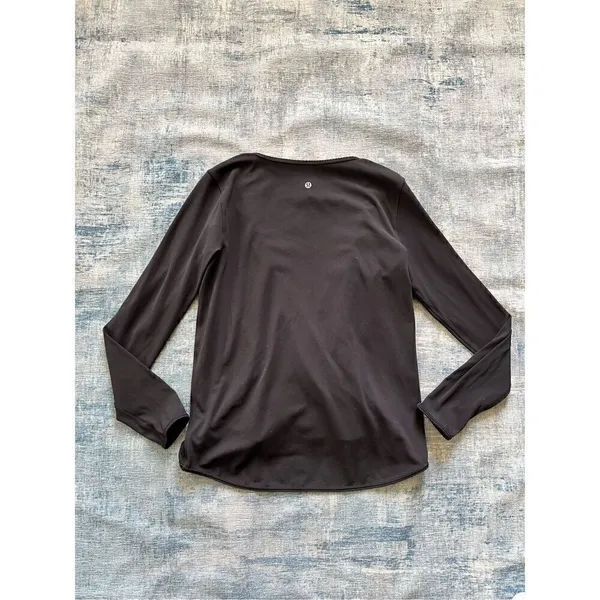 Lululemon Black Full Freedom Long Sleeve Wrap Top Size 8 - Image 9