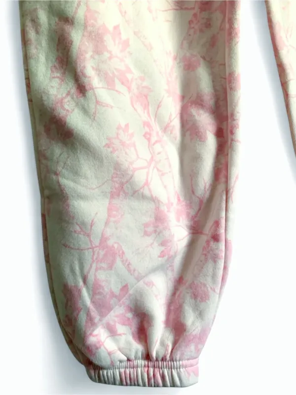 No Boundaries Jogger Sweatpants Light Pink Printed Camo S - Image 5