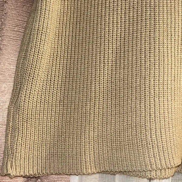 Beige Mock Turtleneck Size M Crop Sweater Tan Size M - Image 9