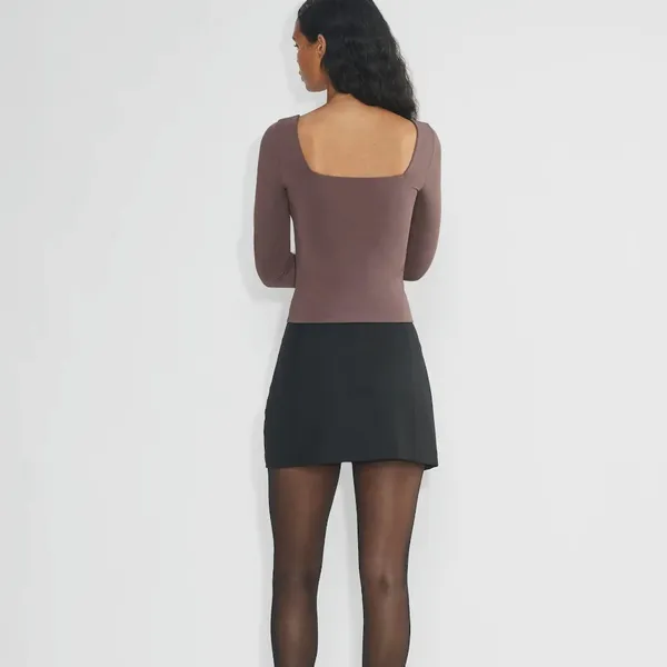 Aritzia Babaton Original Contour Squareneck Longsleeve Crop Top Women’s Size L - Image 2