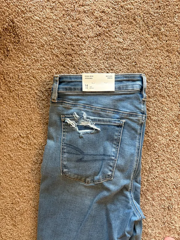 American Eagle Jeans - Image 2