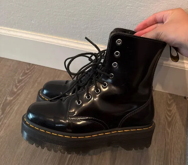 Dr. Martens Jadon Black Boots Polished Smooth Quad Retro 15265001 Unisex - Image 3
