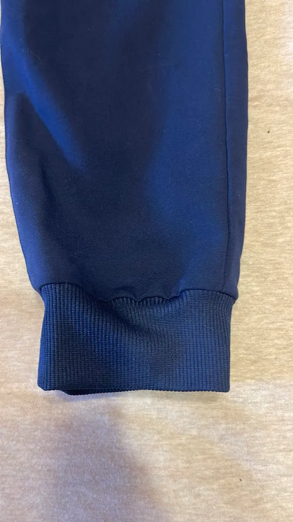 Fabletics tablets navy scrub joggers - Image 3