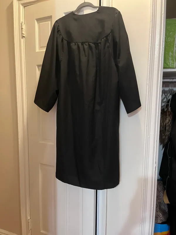 Black judge’s Robe (Halloween Costume) - Image 2