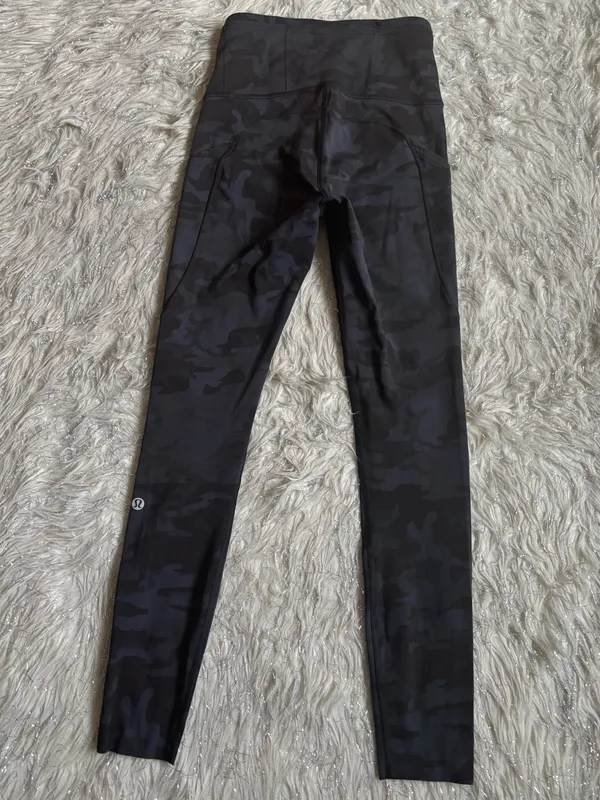 Lululemon Athletica Multi Gray Camo Women’s Fast Free High-Rise Leggings Size 2 - Image 3