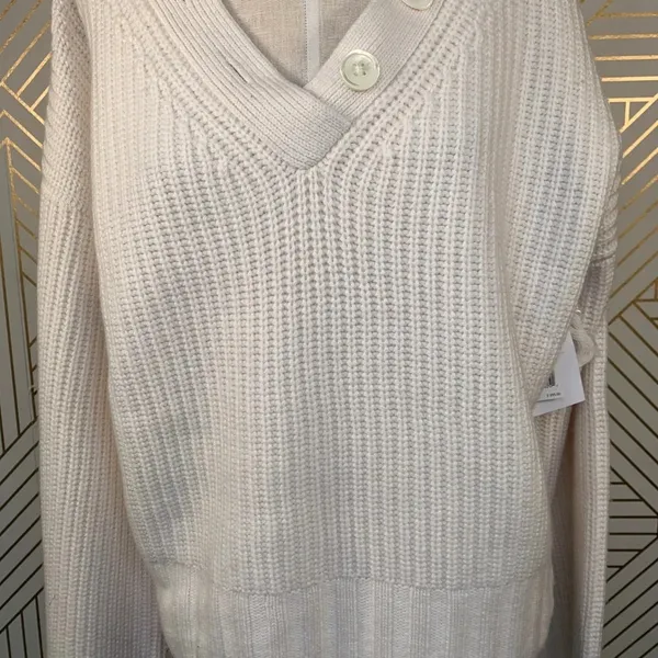 Equipment‎ Nigel Sweater in Ivory Button Cashmere - Image 5