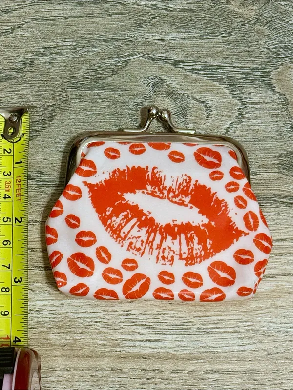 NEW Red Kiss Lip Print Kiss-Lock Coin Purse Pouch Wallet Red White Silver - Image 4