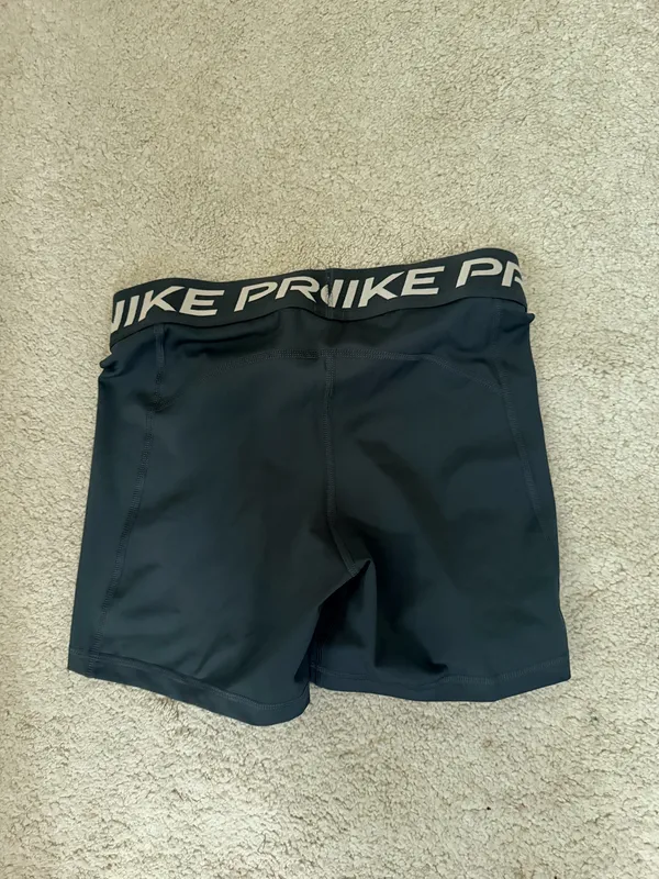 Nike Pro Spandex Shorts Grey Dri-Fit Women’s Medium - Image 2