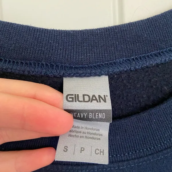 Gildan adult‎ graphic crewneck — small - Image 3