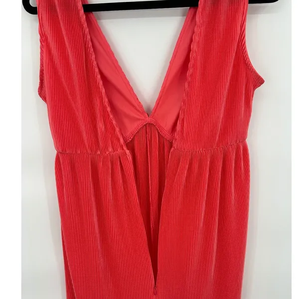 The Frolic Nuuly Maternity Pleated Plisse Jumpsuit Ruffle Small‎ Anthropologie - Image 4