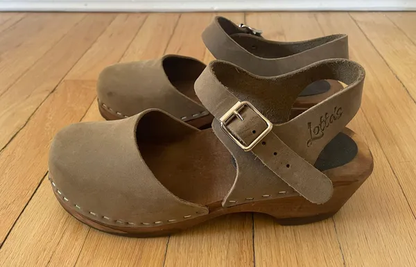 Lotta Low Wood Clogs In Taupe Oiled Nubuck - Image 5