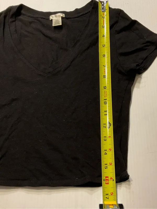 Bozzolo Womens Black Short Sleeve Baby Tee Crop Top Sz S V Neck - Image 4