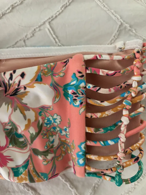 Strapless O’Neill Bikini Top - Image 8
