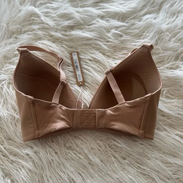 Skims Wireless Form T-shirt Bra Clay Size 32DDD - Image 5
