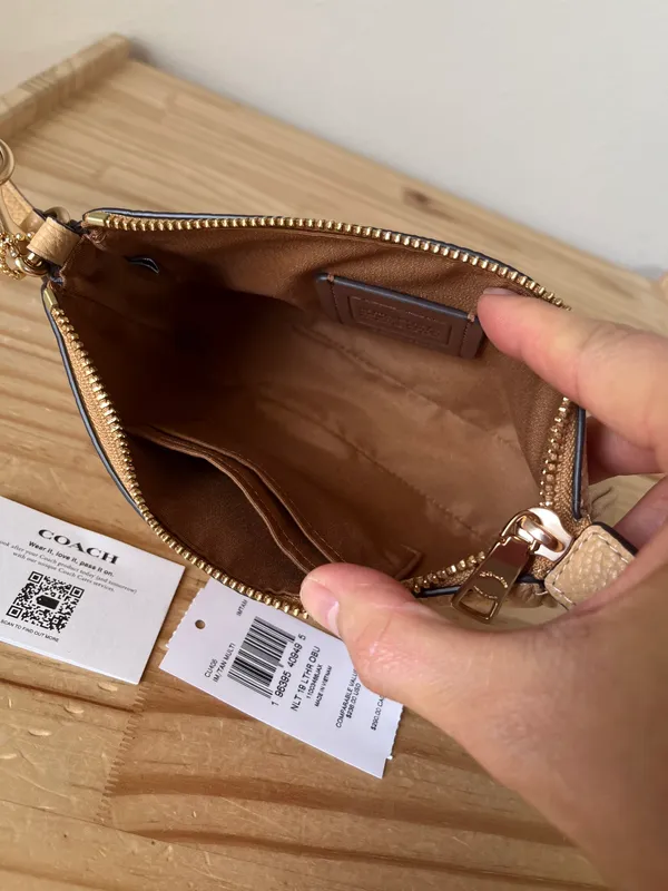 Coach Nolita 19 - Image 12