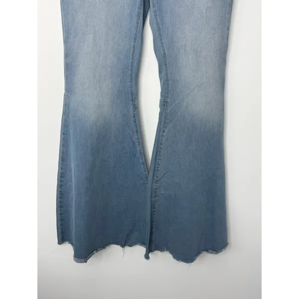Free People Just Float On High Rise Flare Jeans W27 Light Wash Raw Hem Boho - Image 6