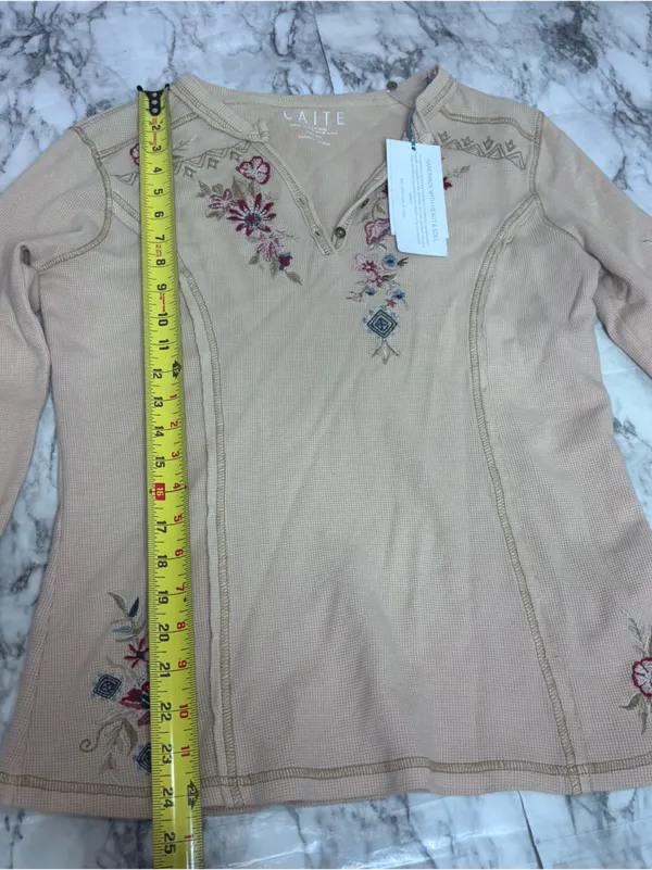 Anthropologie Caite NWT Cream Embroidered Henley Long-Sleeve Top Small - Image 8