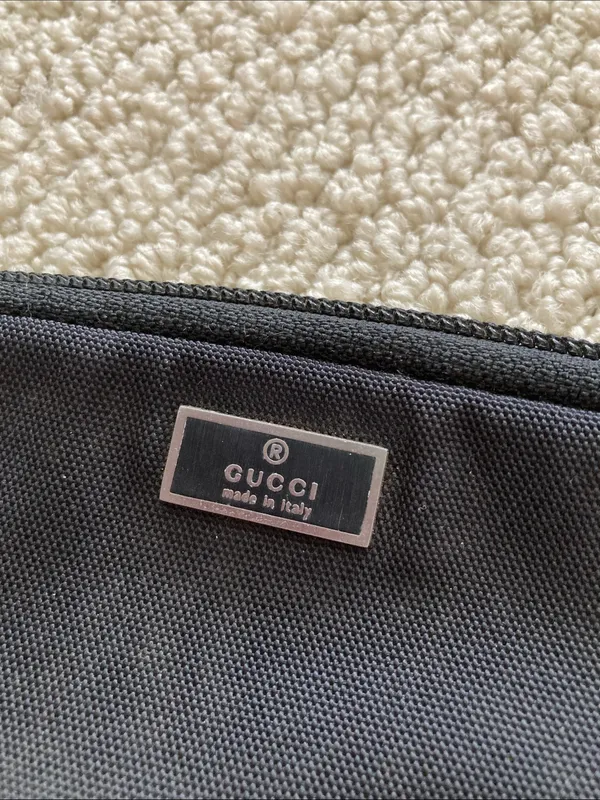 Gucci Black Canvas Zippered Pouch Bag Mini Metal Logo Plate Cosmetic GUC - Image 2