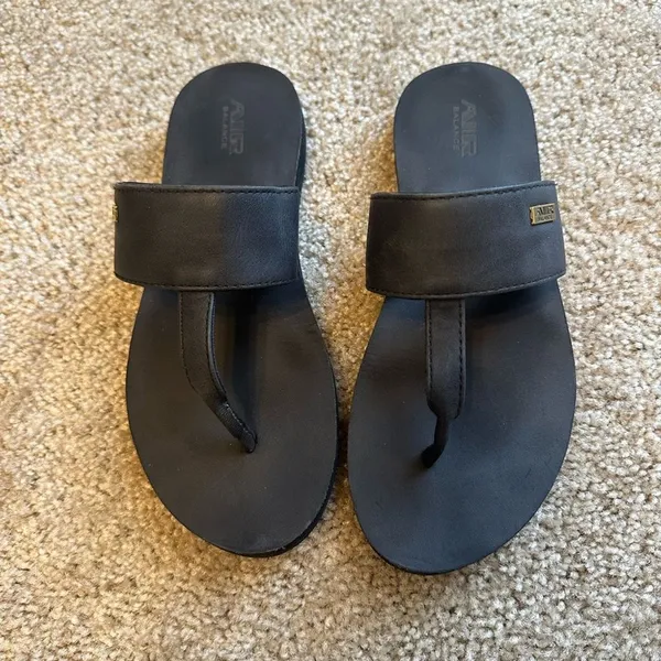 Air Balance Black Thong Flip Flops Size 7 - Image 3