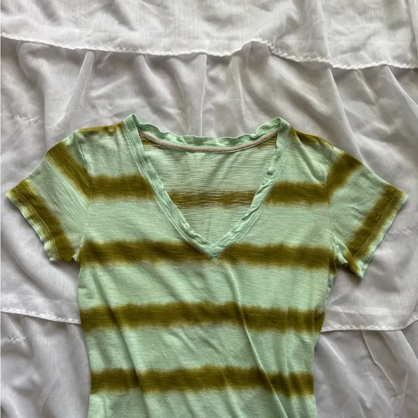 Victoria’s Secret Ombre Stripe V-Neck Tee - Image 2
