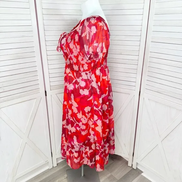 Torrid Floral Crinkle Fabric Tiered Puff Sleeve Smocked Midi Dress Red‎ Pink 12 - Image 3