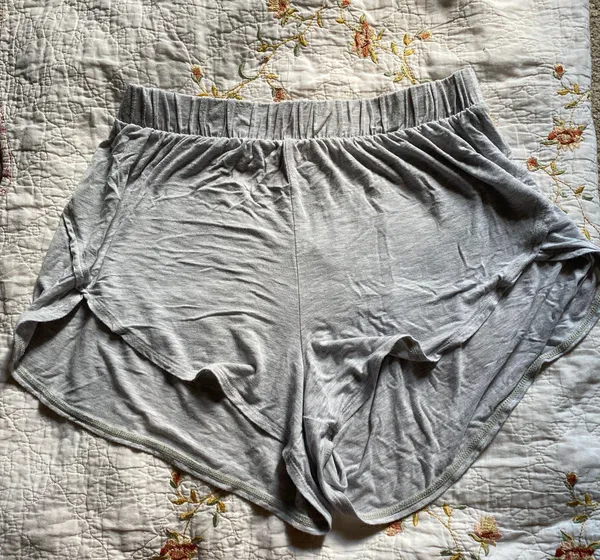 Old Navy Shorts - Image 2
