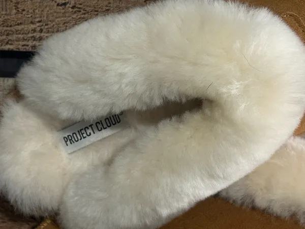 Project Cloud women’s slippers size 8.5 Brown - Image 6
