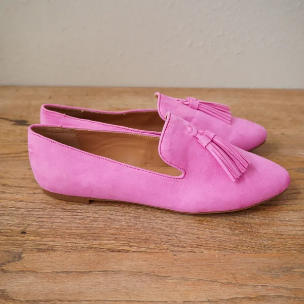 J. Crew Women's Size 10 Bright Pink Tassel Loafers Style Pointed Toe Flats - Image 4