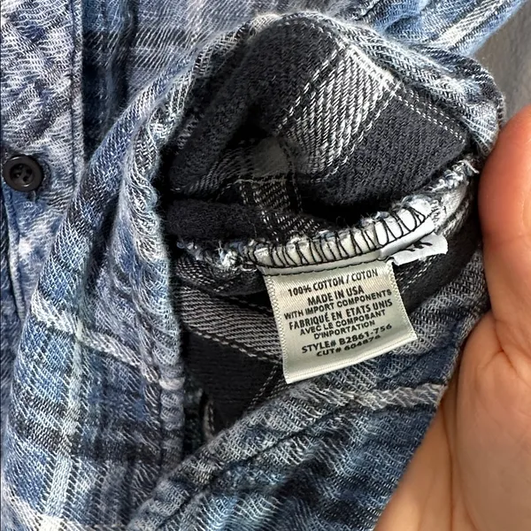 Bella Dahl plaid button down shirt size medium - Image 4